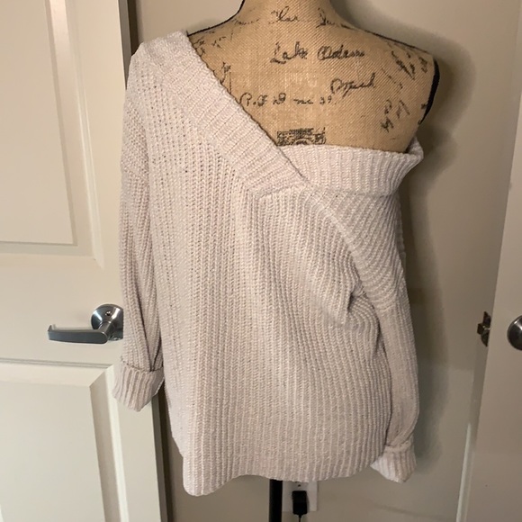 Chunky Knit Sweater - Picture 3 of 3